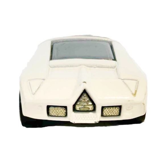 Vintage 1997 Hot Wheels White Ford GT-90 Diecast Model Toy Car Black Window 1:64 - Picture 5 of 12